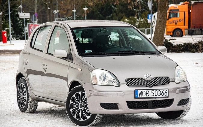 Toyota Yaris cena 10000 przebieg: 160000, rok produkcji 2005 z Łęczyca małe 562